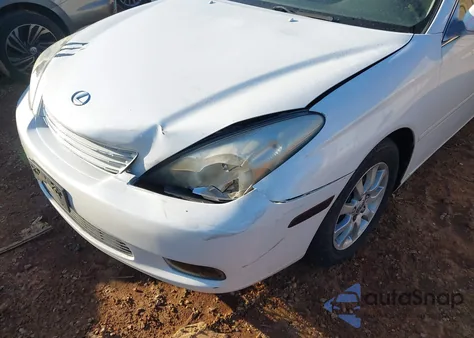 2002 Lexus Es 300 z USA, uszkodzony, nr VIN JTHBF30G825034407